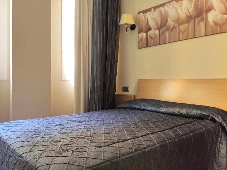 Dream Suites And Apartments Almeria Centro Buitenkant foto