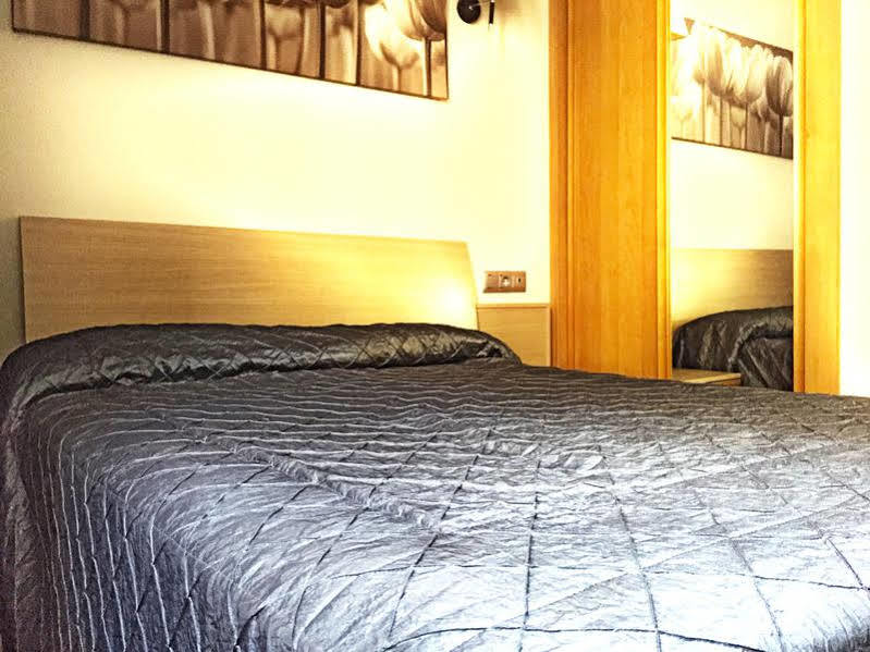Dream Suites And Apartments Almeria Centro Buitenkant foto